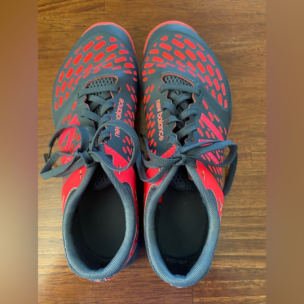 New Balance Minimus vibram sneakers women’s 7.5